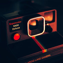 梅西在田径赛事被曝临场战术异常，引发争议